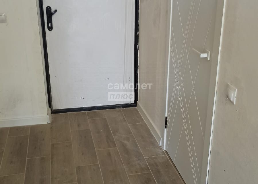 Продаётся 1-комнатная квартира, 60 м²