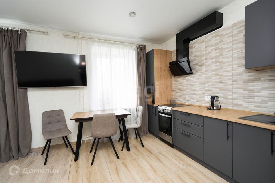 Продаётся 1-комнатная квартира, 39.2 м²