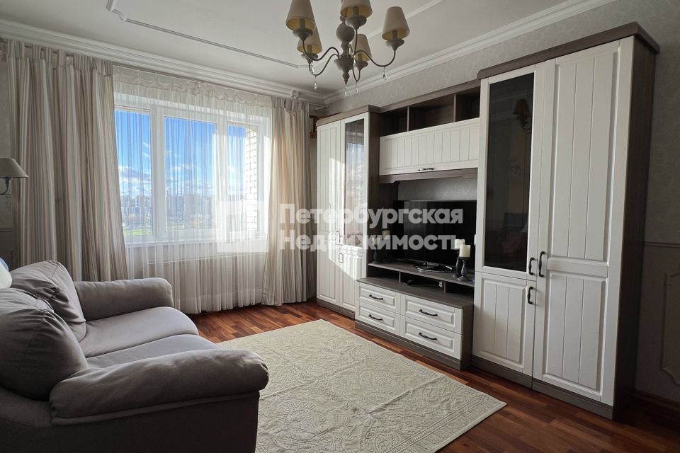 Сдаётся 2-комнатная квартира, 56.7 м²