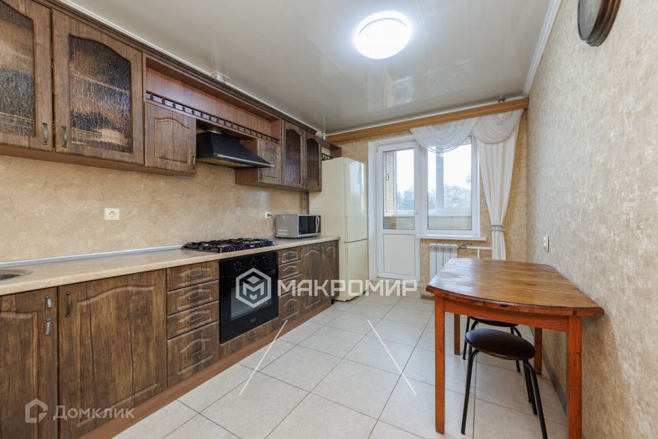 Продаётся 1-комнатная квартира, 47 м²