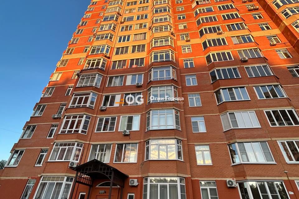 Продаётся 3-комнатная квартира, 97.2 м²