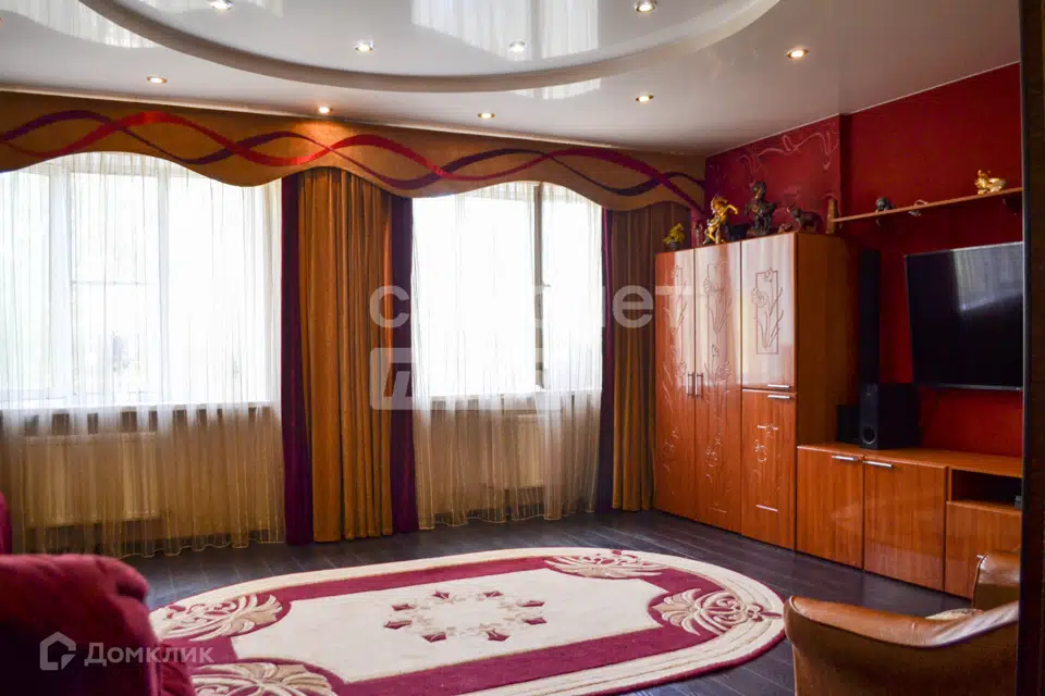 Продаётся 3-комнатная квартира, 104.9 м²