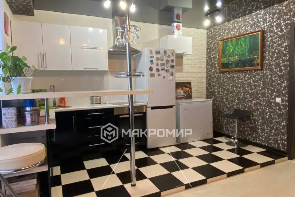 Продаётся 2-комнатная квартира, 56.5 м²