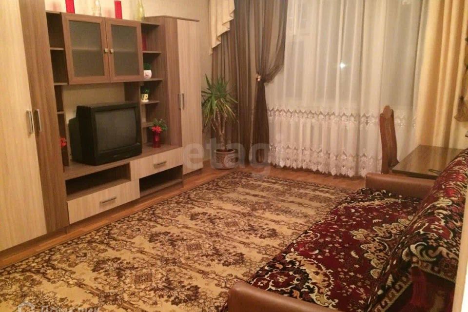 Продаётся 1-комнатная квартира, 37.3 м²