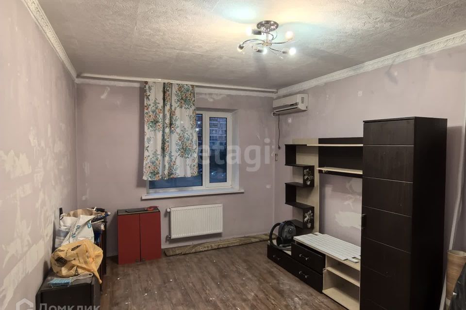 Продаётся 1-комнатная квартира, 38.3 м²