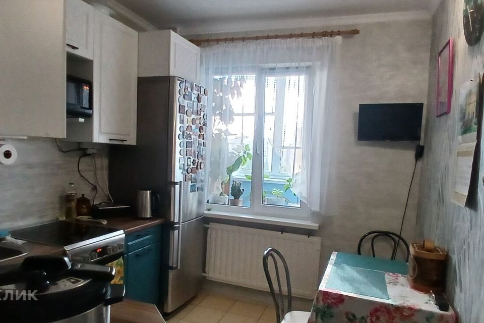 Продаётся 3-комнатная квартира, 62.8 м²
