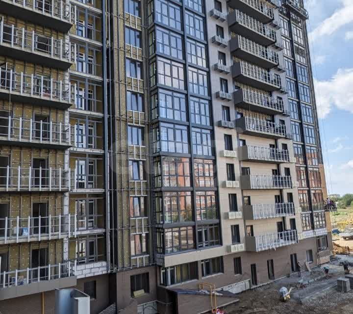Продаётся 2-комнатная квартира, 68.6 м²