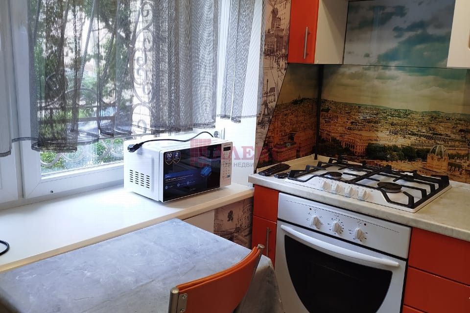 Сдаётся 2-комнатная квартира, 44 м²