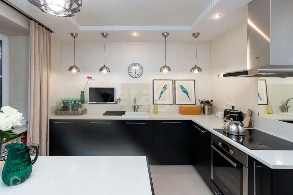 Продаётся 4-комнатная квартира, 91.1 м²