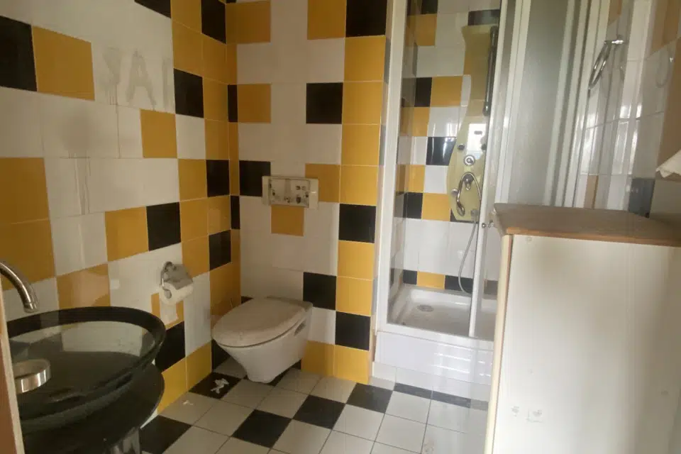 Продаётся 4-комнатная квартира, 117.4 м²