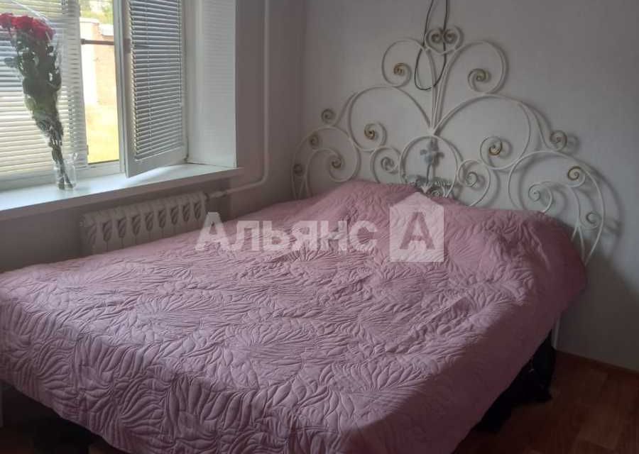 Продаётся 1-комнатная квартира, 17.9 м²