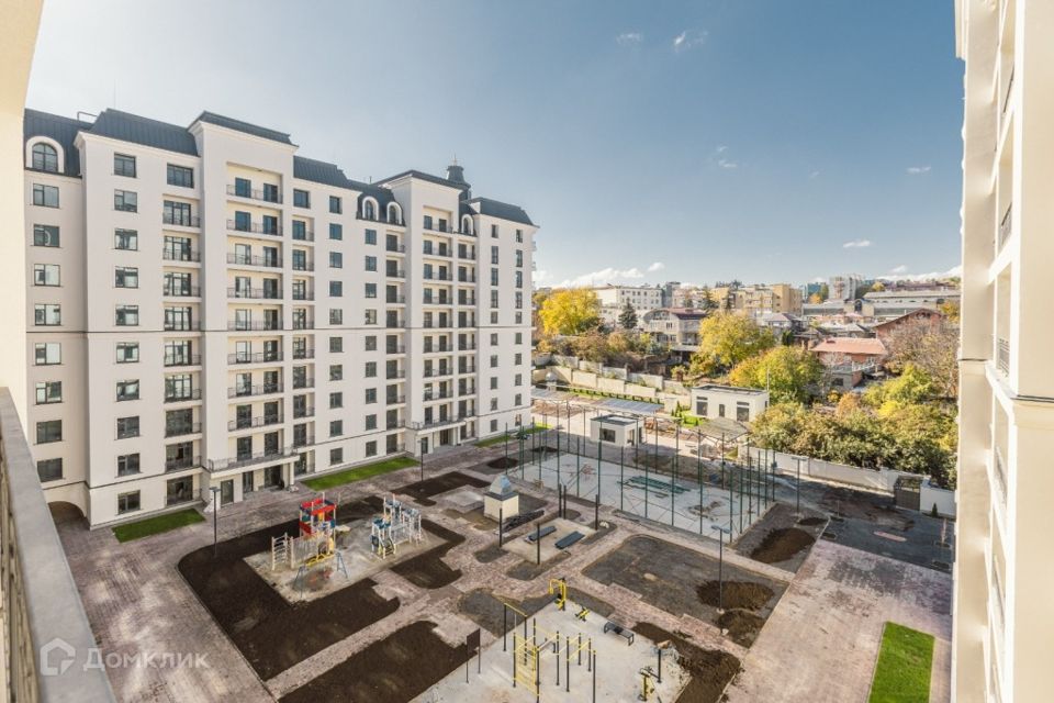 Продаётся 1-комнатная квартира, 60.2 м²