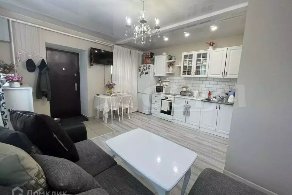 Продаётся 1-комнатная квартира, 47 м²