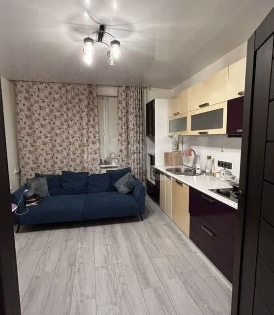 Продаётся 1-комнатная квартира, 49.5 м²