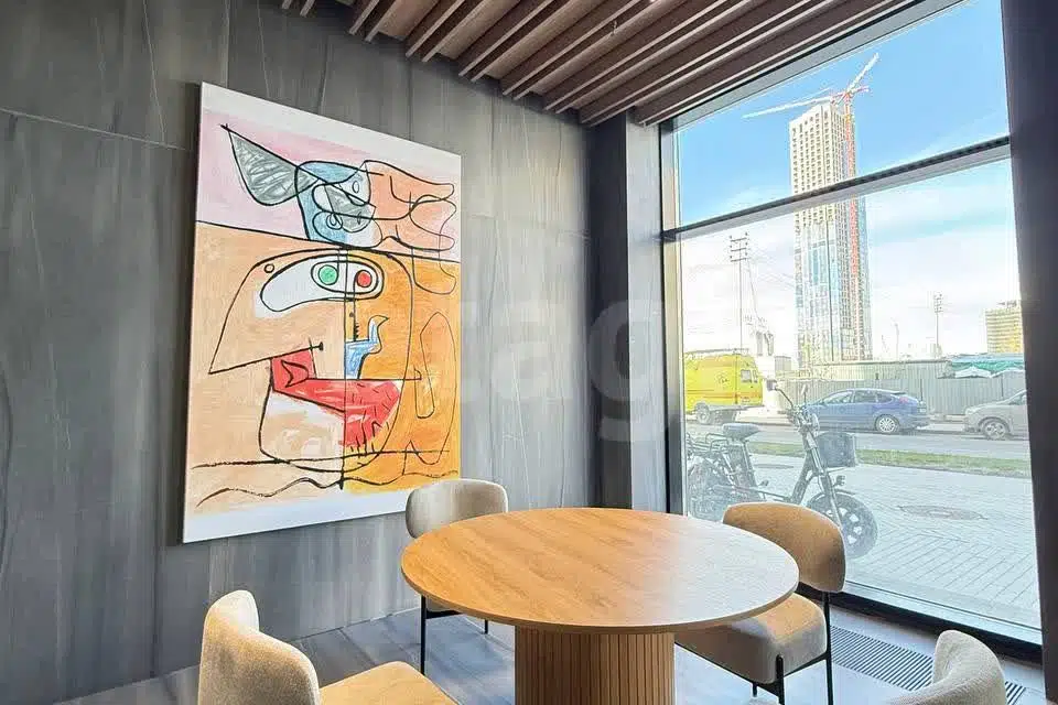 Продаётся 3-комнатная квартира, 100 м²
