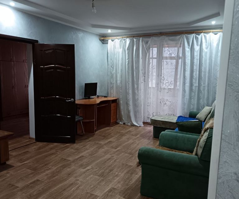 Сдаётся 3-комнатная квартира, 90 м²
