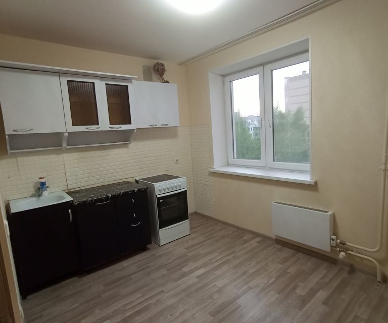 Продаётся 1-комнатная квартира, 43 м²