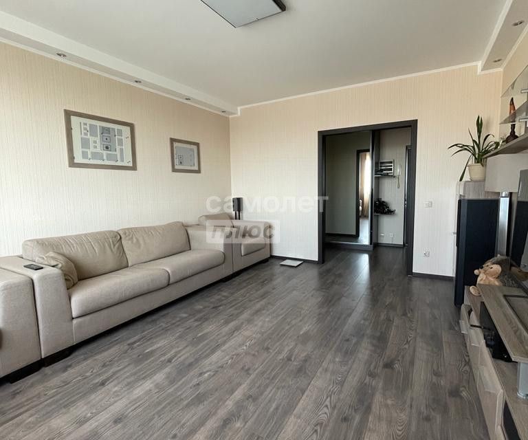 Продаётся 3-комнатная квартира, 96 м²