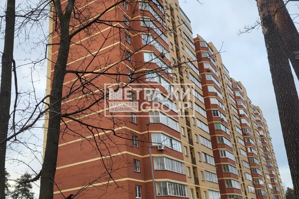 Сдаётся 2-комнатная квартира, 70 м²