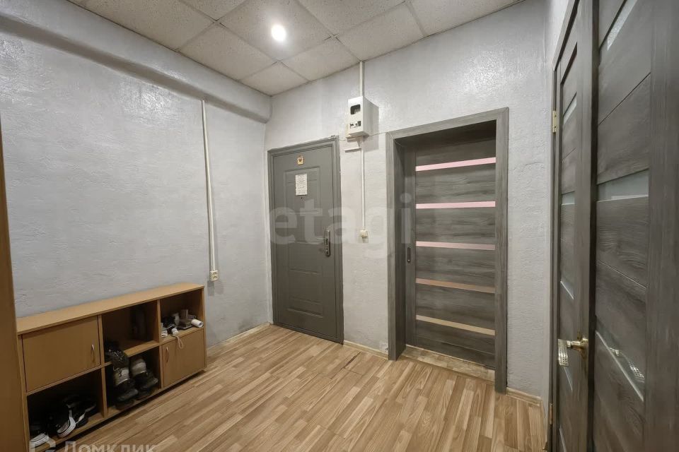 Продаётся 3-комнатная квартира, 61.3 м²