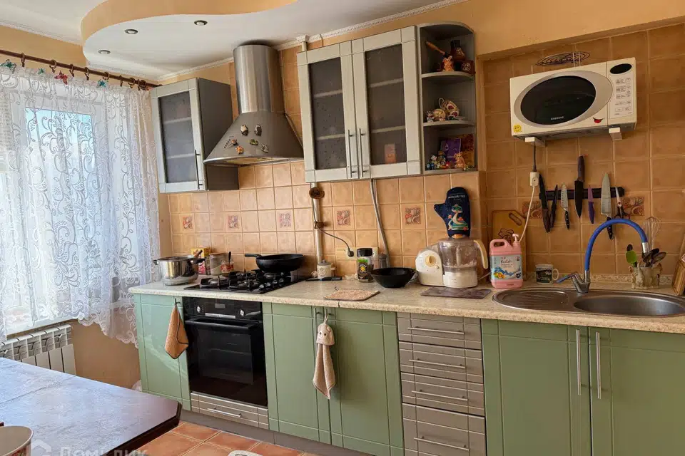 Продаётся 3-комнатная квартира, 60.2 м²