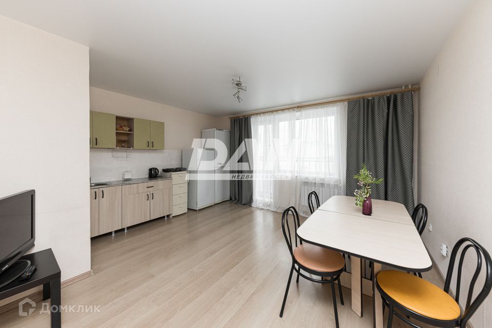 Продаётся 1-комнатная квартира, 52.6 м²