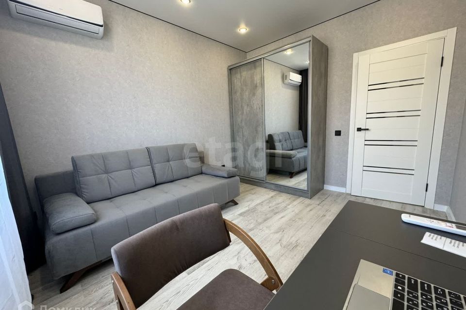 Сдаётся 2-комнатная квартира, 52.8 м²