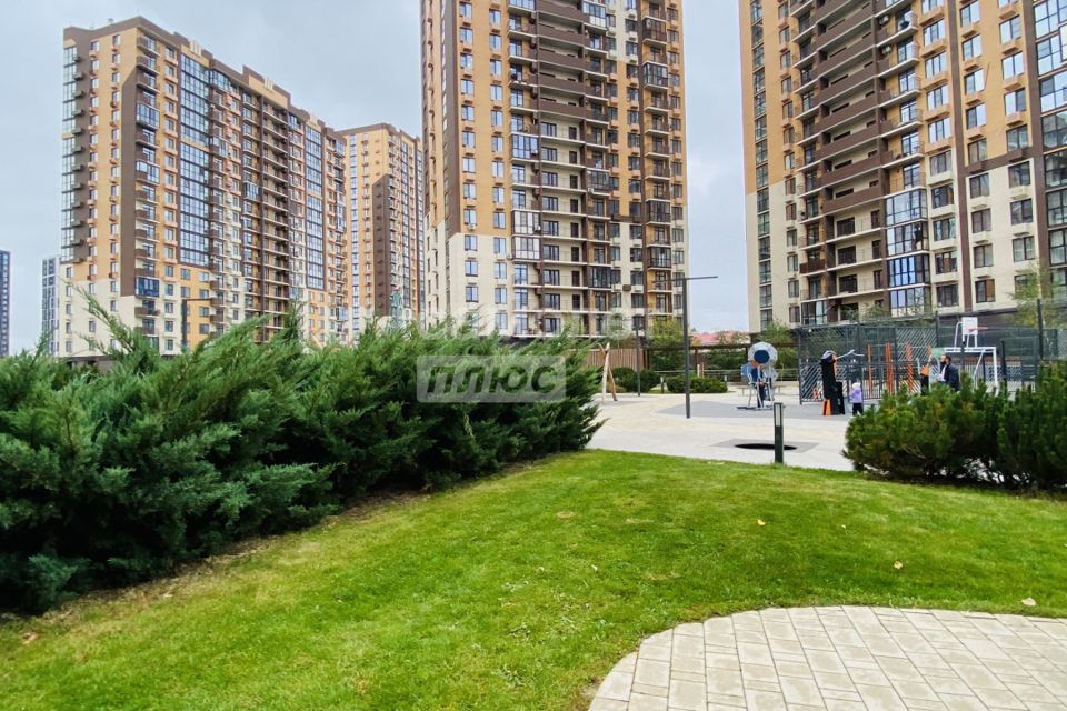 Продаётся 3-комнатная квартира, 116 м²