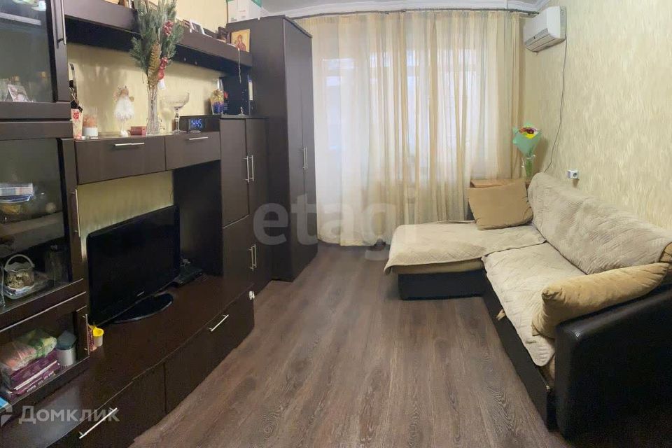 Продаётся 3-комнатная квартира, 50.49 м²