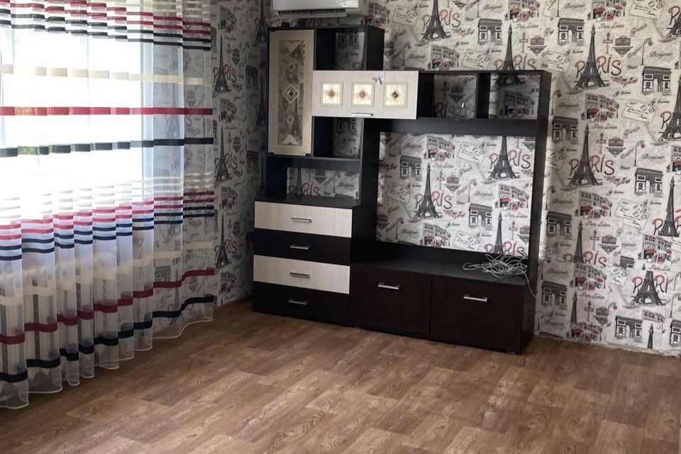 Сдаётся 2-комнатная квартира, 50 м²
