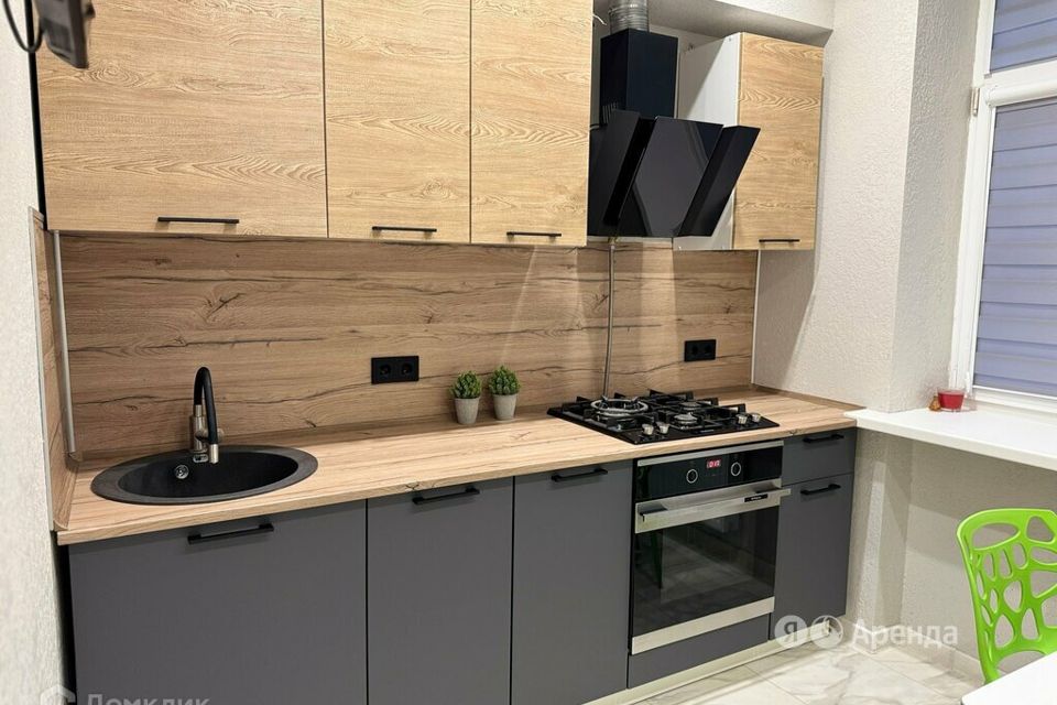 Сдаётся 2-комнатная квартира, 55 м²