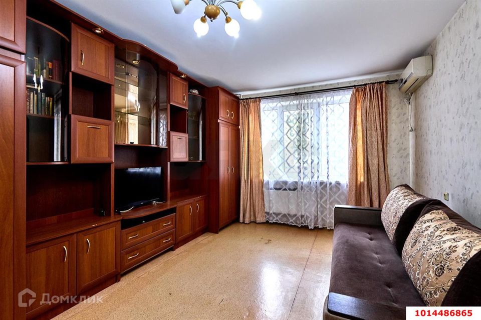 Продаётся 1-комнатная квартира, 41 м²