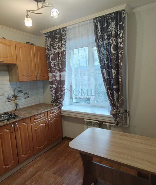 Сдаётся 3-комнатная квартира, 63 м²