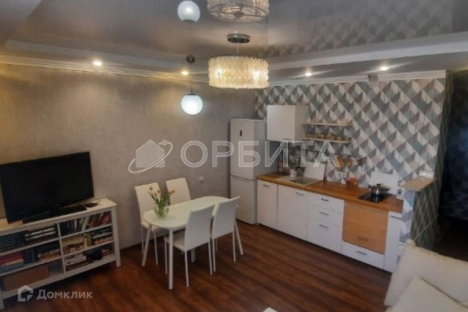 Продаётся 2-комнатная квартира, 67.6 м²