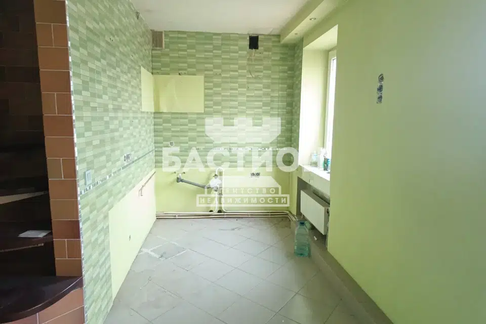 Продаётся 3-комнатная квартира, 63.6 м²