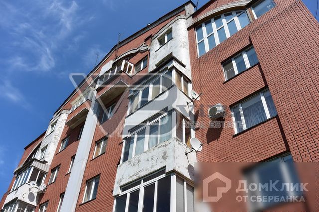 Сдаётся 4-комнатная квартира, 135 м²