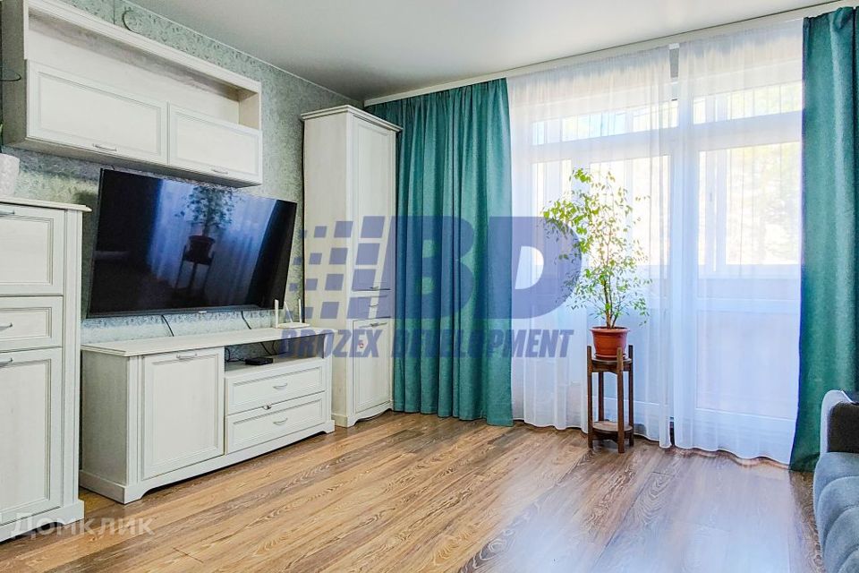 Продаётся 2-комнатная квартира, 42.7 м²