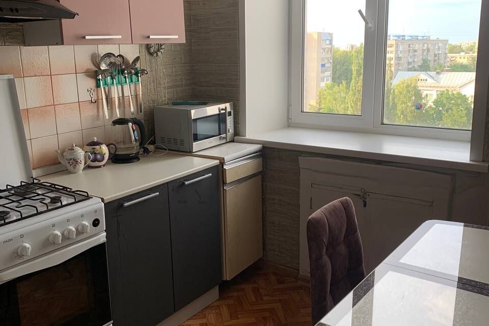 Продаётся 4-комнатная квартира, 72.9 м²
