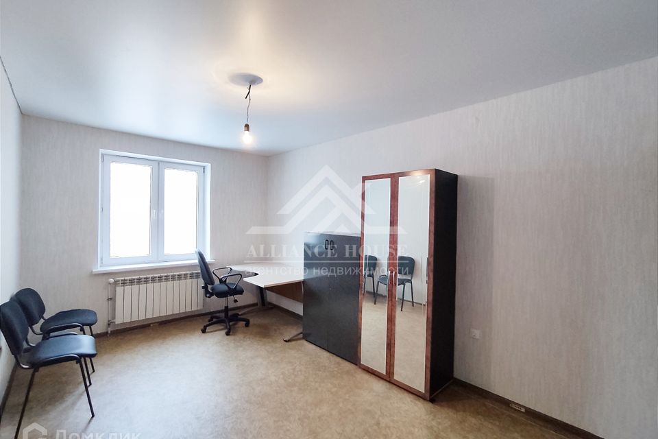 Продаётся 3-комнатная квартира, 82 м²