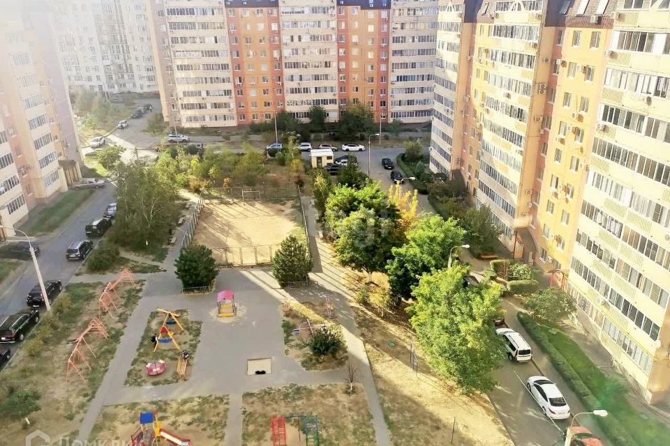 Продаётся 3-комнатная квартира, 69.7 м²