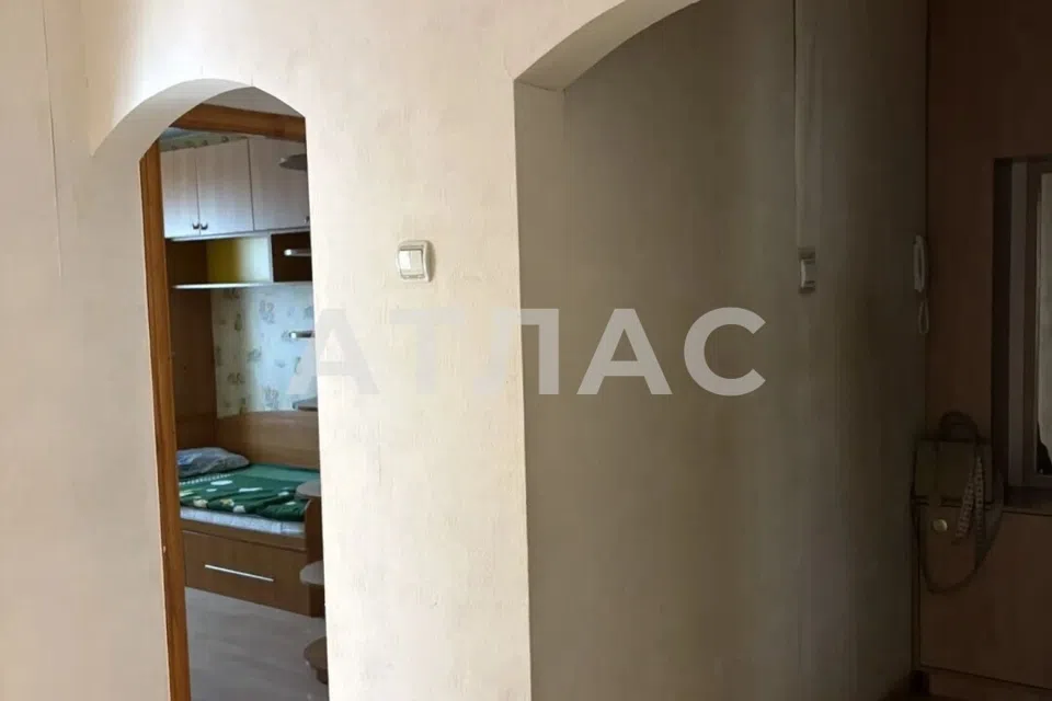 Сдаётся 3-комнатная квартира, 52 м²