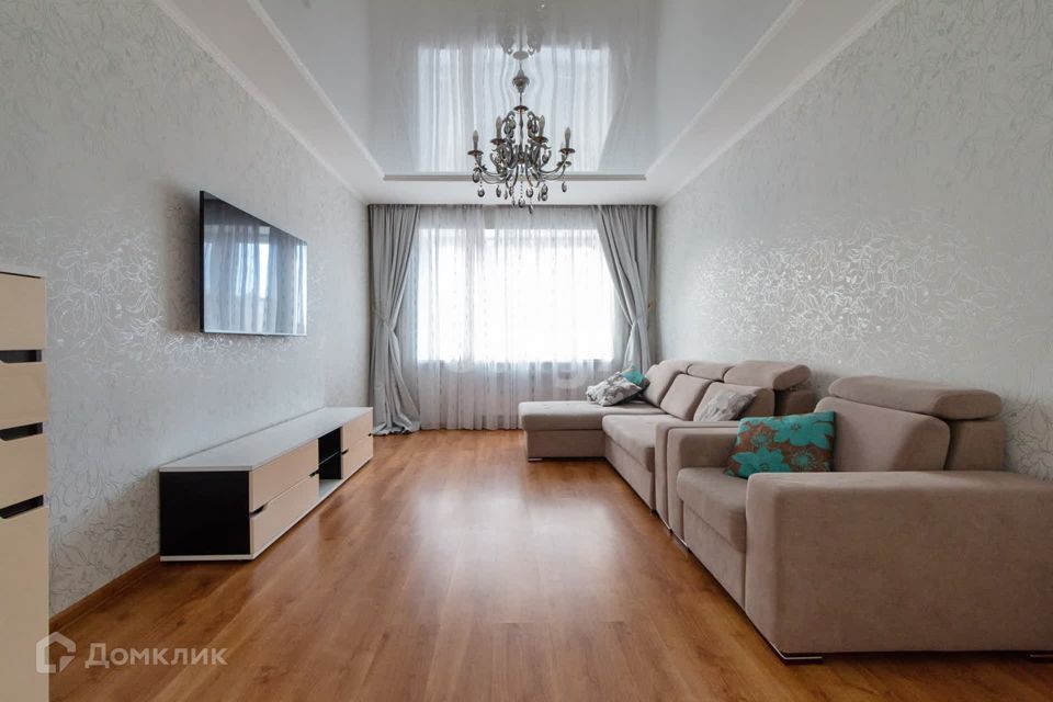 Продаётся 2-комнатная квартира, 69.7 м²
