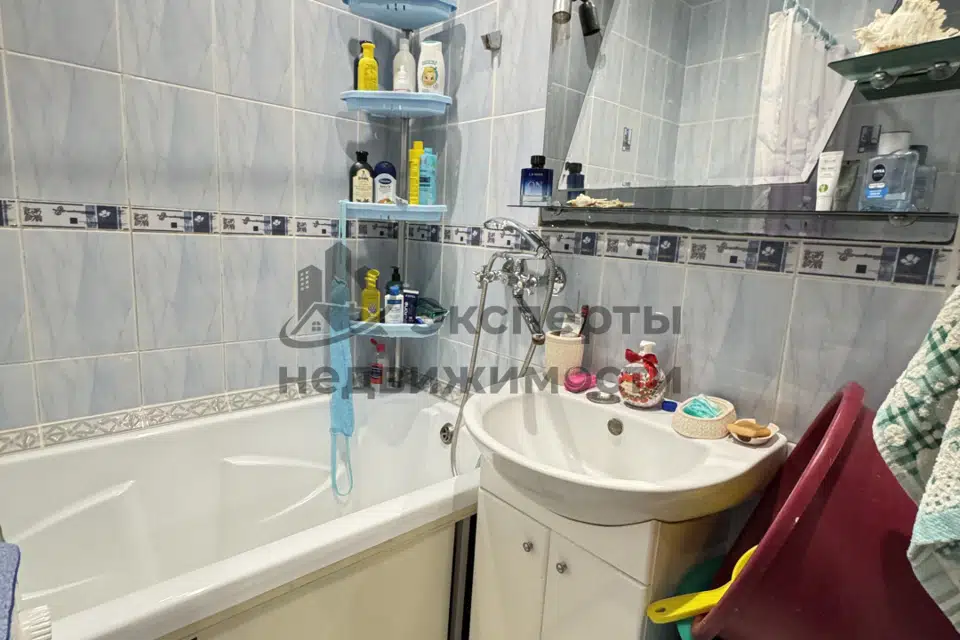 Продаётся 3-комнатная квартира, 74 м²