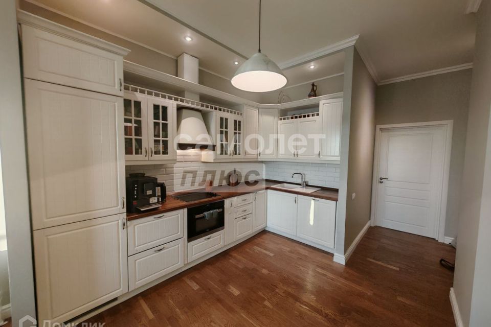Продаётся 2-комнатная квартира, 74.5 м²