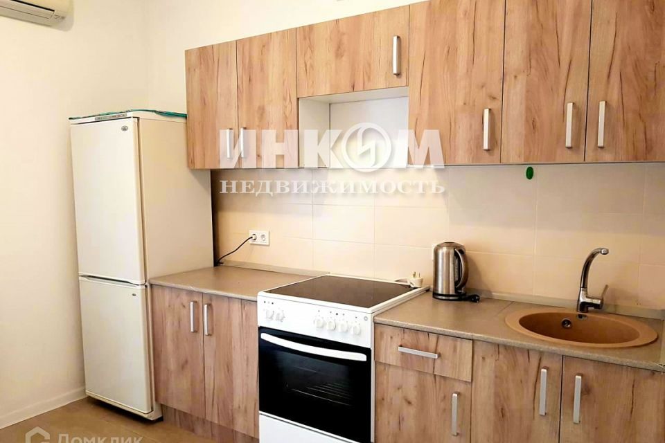 Сдаётся 1-комнатная квартира, 42 м²