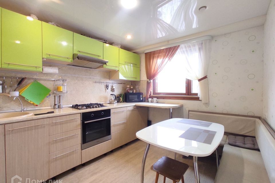 Продаётся 3-комнатная квартира, 57.8 м²