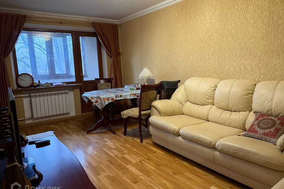 Продаётся 3-комнатная квартира, 63.8 м²