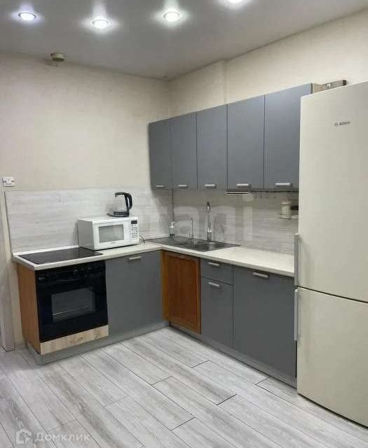 Сдаётся 1-комнатная квартира, 43 м²