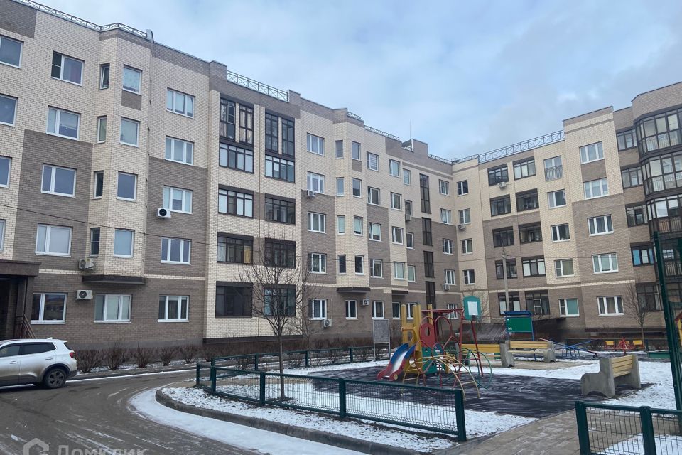 Продаётся 3-комнатная квартира, 76.4 м²