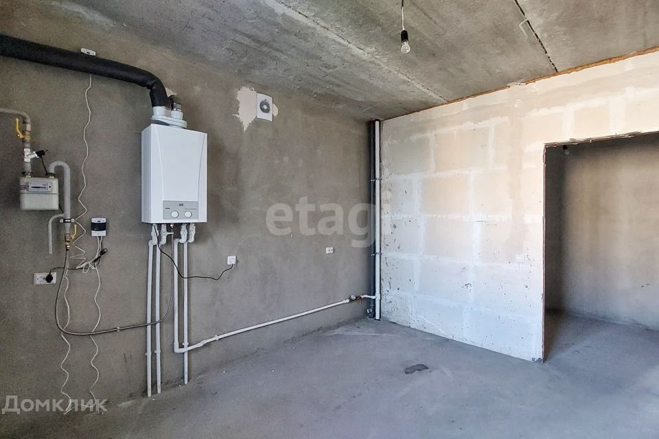 Продаётся 2-комнатная квартира, 63.5 м²